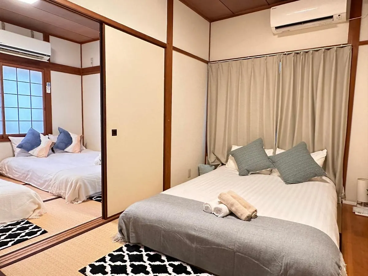 Tabi Time Koshihama: Convenient Stay Near Tamade Station Osaka